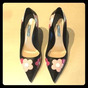 Beautiful Prada heels!